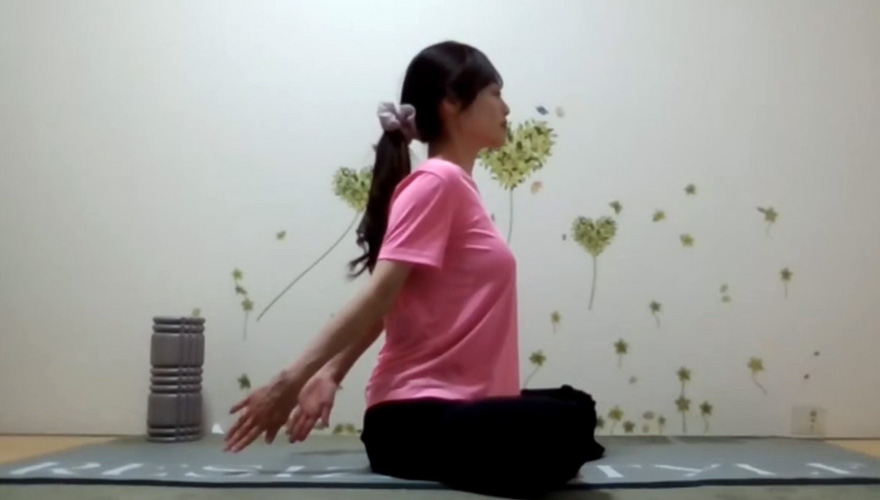 立ち方と背骨の動き